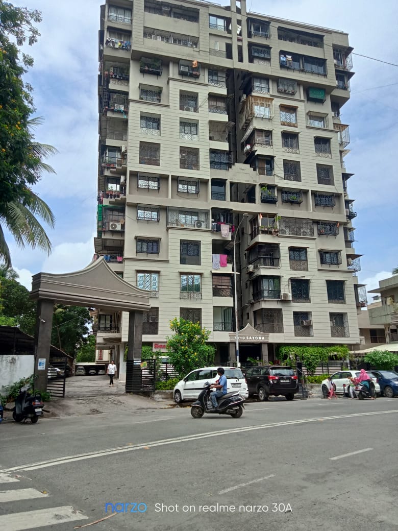 Super built-up 1750 sq. Ft  and.  Built-up area 1224.93 sq ft Residential Apartment In Umra, SURAT